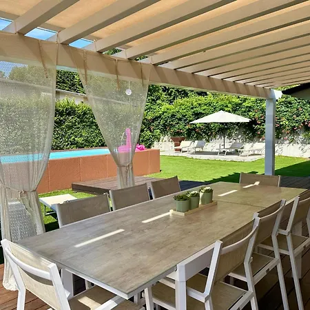 Anastasia Villa Forte dei Marmi